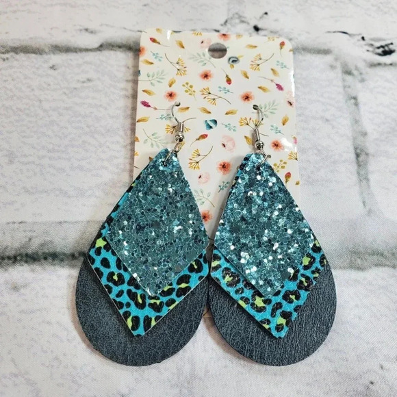 3 Layer Blue/Teal Sparkle Faux Leather Dangle Chic Lightweight Earrings  3bl14 - Picture 4 of 6